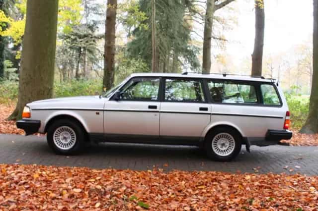 Volvo 240 (1992) thumbnail 2