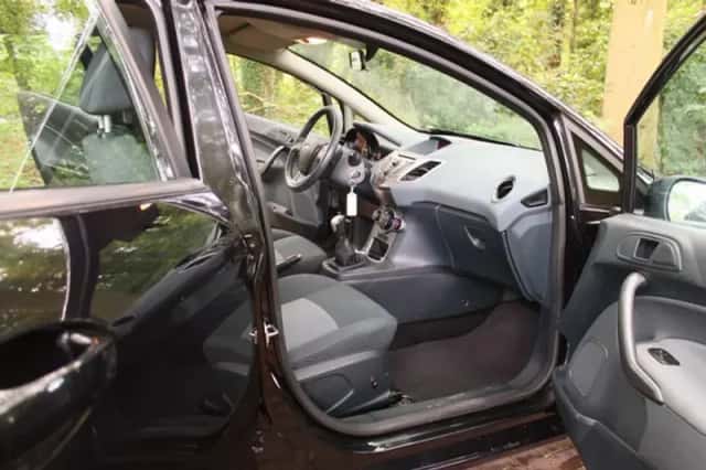 Ford Fiesta (2010) thumbnail 6