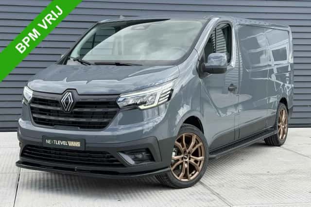 Renault Trafic (2024) thumbnail 1