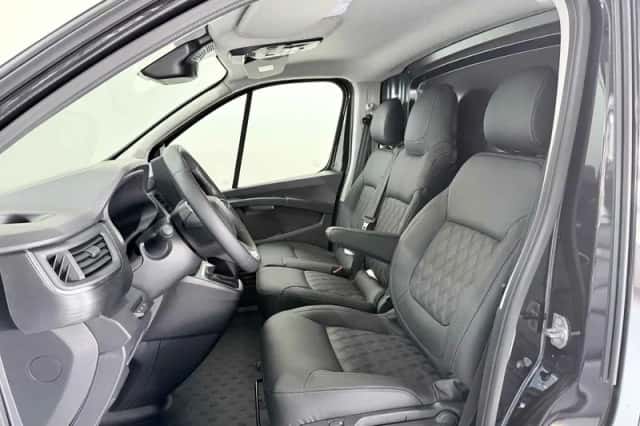 Renault Trafic (2024) thumbnail 6
