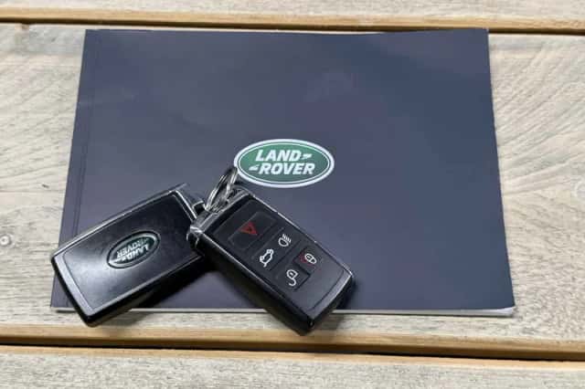 Land Rover Range Rover Sport (2022) thumbnail 4