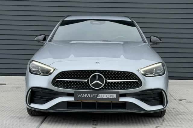 Mercedes-Benz C-Klasse (2023) thumbnail 2
