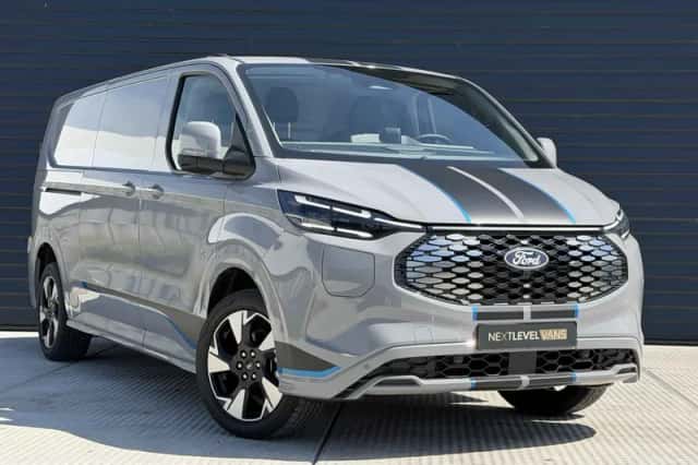 Ford Custom E (2026) thumbnail 3