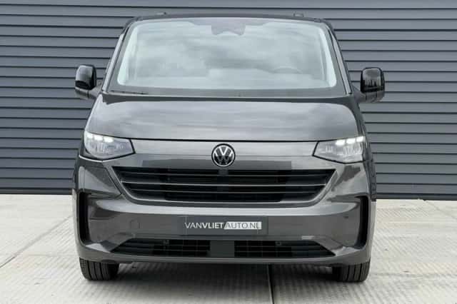 Volkswagen e-Transporter (2026) thumbnail 2