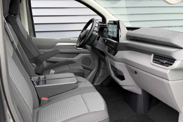 Volkswagen e-Transporter (2026) thumbnail 6