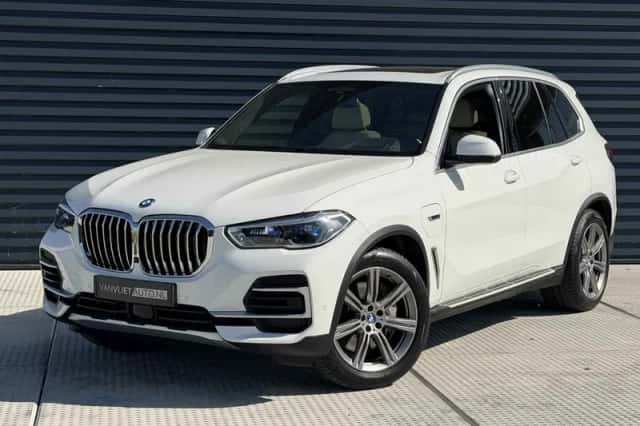 BMW X5 (2021) thumbnail 1