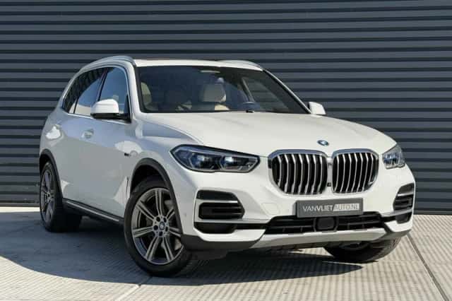 BMW X5 (2021) thumbnail 3