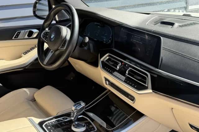 BMW X5 (2021) thumbnail 4