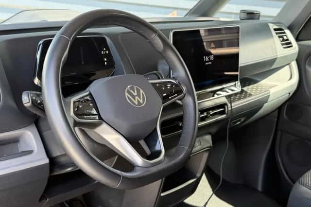 Volkswagen ID. Buzz Cargo (2025) thumbnail 4