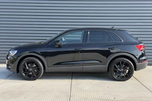 Audi Q3 (2023) thumbnail 6