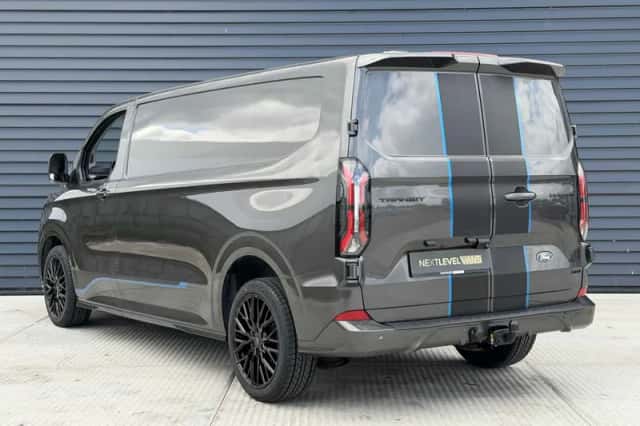 Ford Transit Custom (2024) thumbnail 5