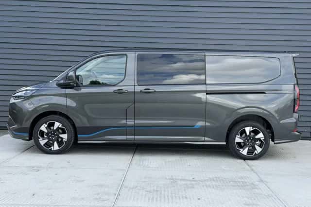 Ford Custom E (2026) thumbnail 3