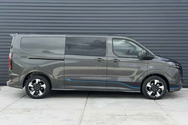 Ford Custom E (2026) thumbnail 6