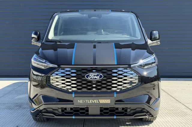 Ford E-Transit (2026) thumbnail 2