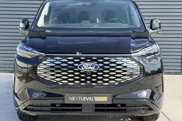 Ford E-Transit (2026) thumbnail 3
