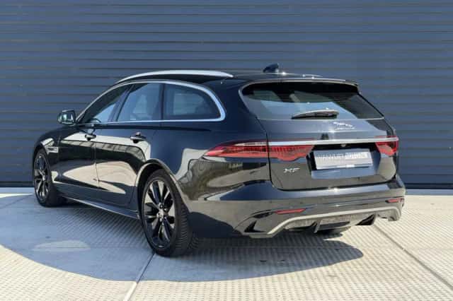 Jaguar XF (2023) thumbnail 4