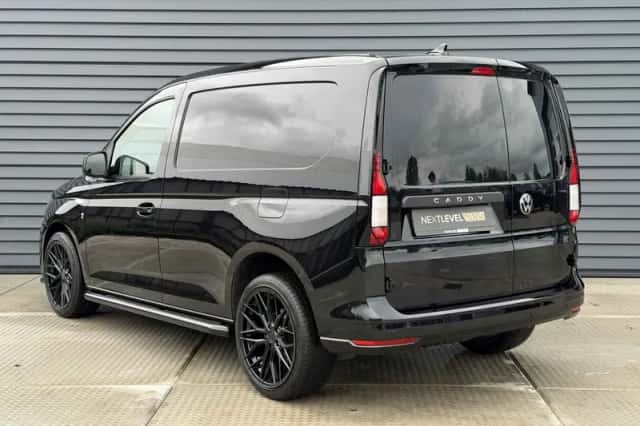 Volkswagen Caddy (2024) thumbnail 4