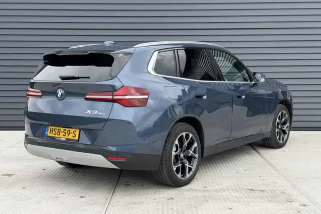 BMW X3 (2025) thumbnail 5