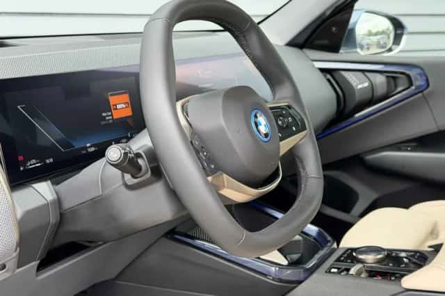 BMW X3 (2025) thumbnail 6