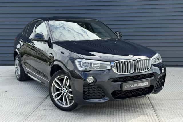 BMW X4 (2018) thumbnail 3
