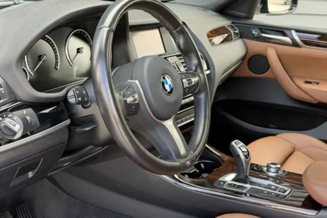 BMW X4 (2018) thumbnail 6