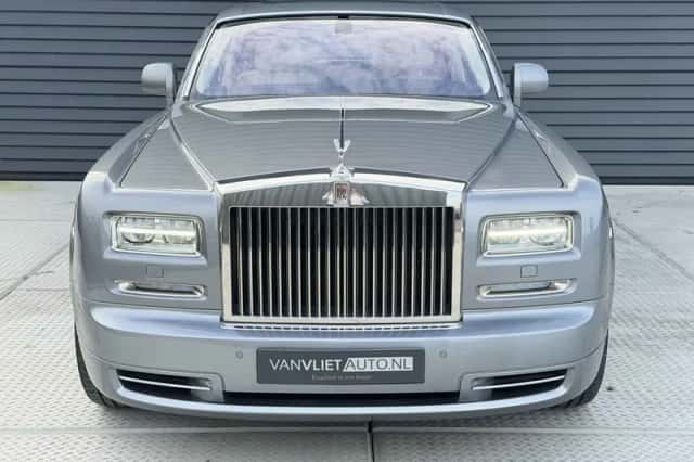 Rolls-Royce Phantom (2014) thumbnail 2