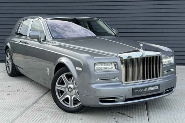 Rolls-Royce Phantom (2014) thumbnail 3