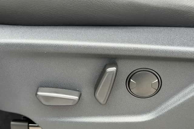 Ford E-Transit (2026) thumbnail 6
