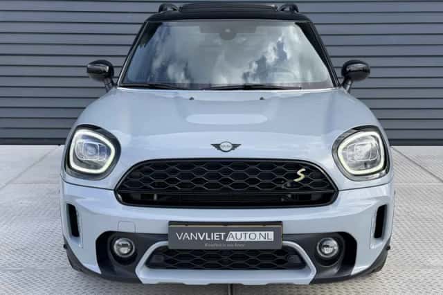 MINI Countryman (2023) thumbnail 2