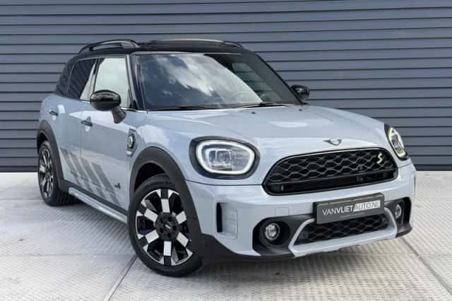 MINI Countryman (2023) thumbnail 3