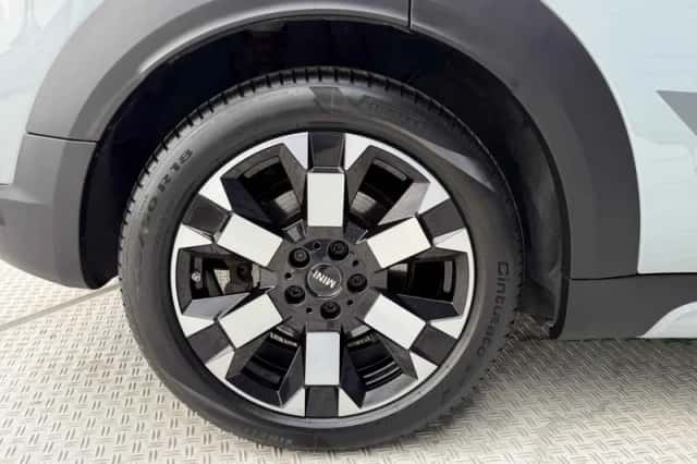 MINI Countryman (2023) thumbnail 5