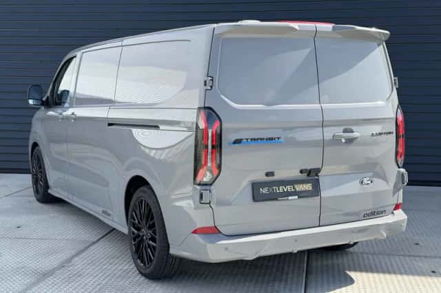 Ford E-Transit (2026) thumbnail 5