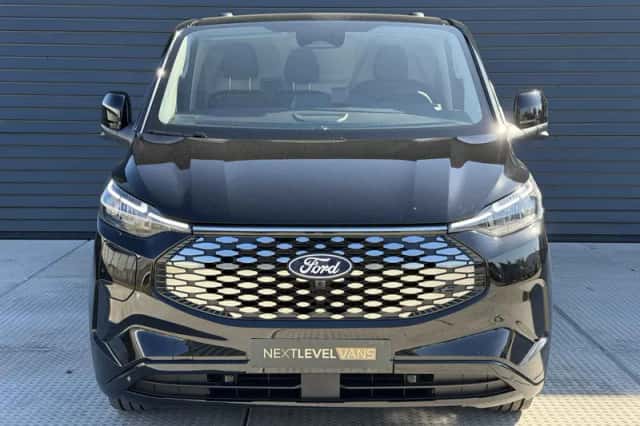 Ford E-Transit (2026) thumbnail 2