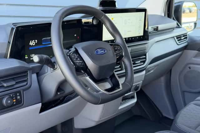 Ford E-Transit (2026) thumbnail 5