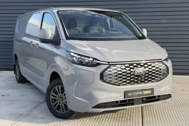Ford E-Transit (2026) thumbnail 3
