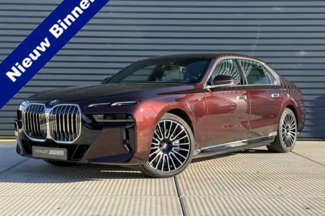 BMW 7-Serie (2025) thumbnail 1