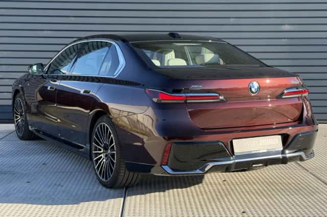BMW 7-Serie (2025) thumbnail 4