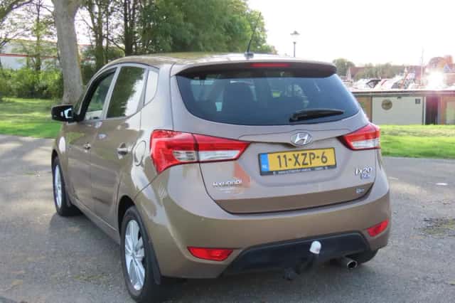 Hyundai ix20 (2012) thumbnail 3