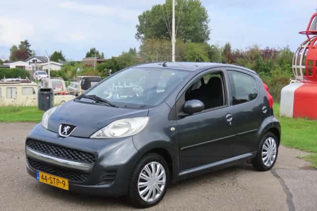Peugeot 107 (2011) thumbnail 1