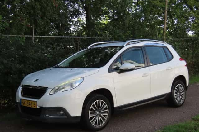 Peugeot 2008 (2015) thumbnail 1