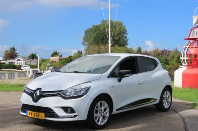 Renault Clio (2019) thumbnail 1
