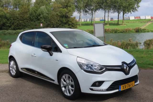 Renault Clio (2019) thumbnail 6