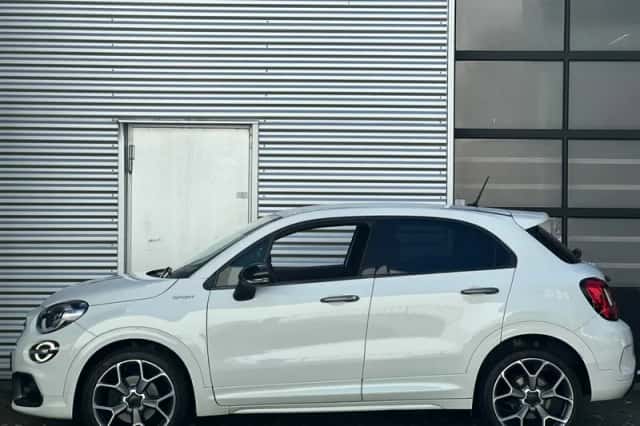 Fiat 500X (2021) thumbnail 2