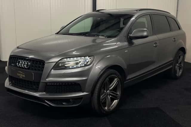 Audi Q7 (2011) thumbnail 4