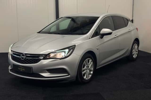 Opel Astra (2019) thumbnail 6