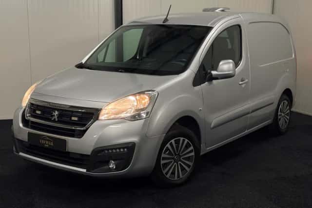 Peugeot Partner (2016) thumbnail 1