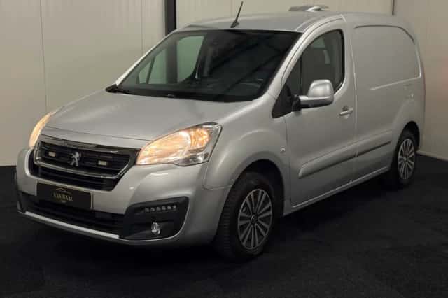 Peugeot Partner (2016) thumbnail 6
