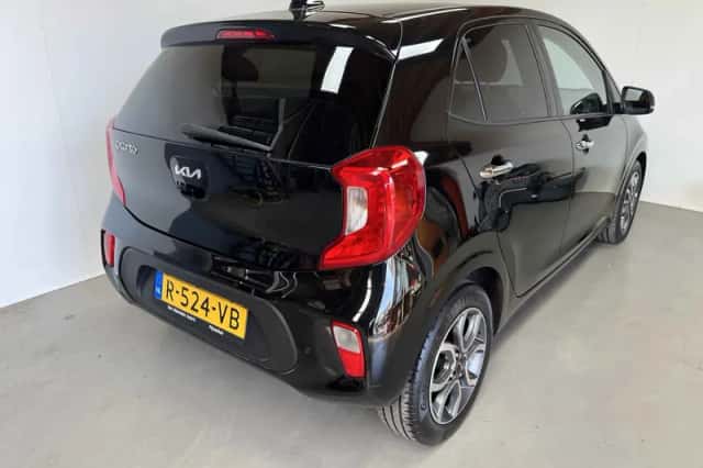 Kia Picanto (2022) thumbnail 4