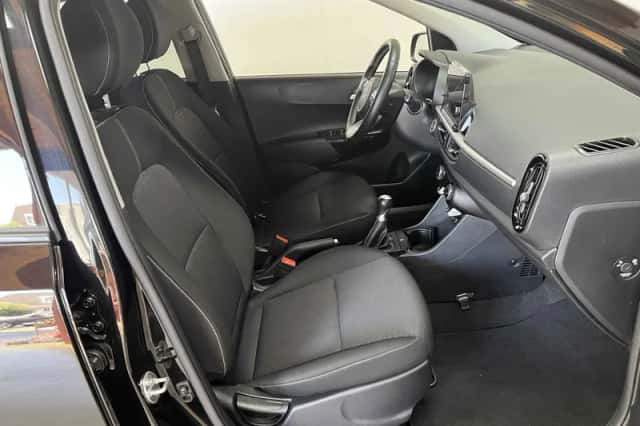 Kia Picanto (2022) thumbnail 6