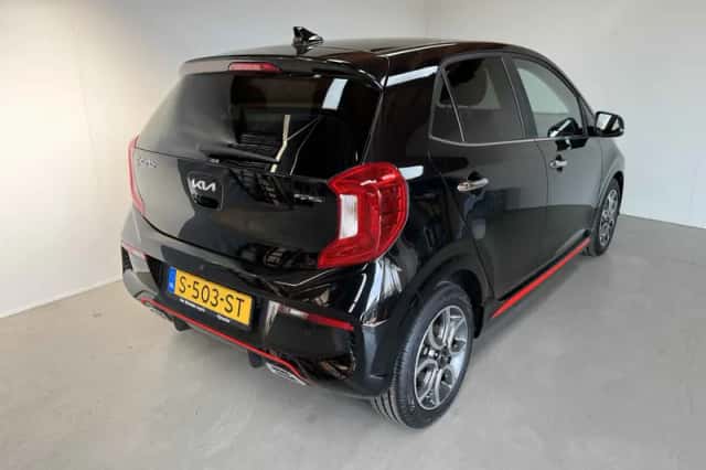 Kia Picanto (2023) thumbnail 4